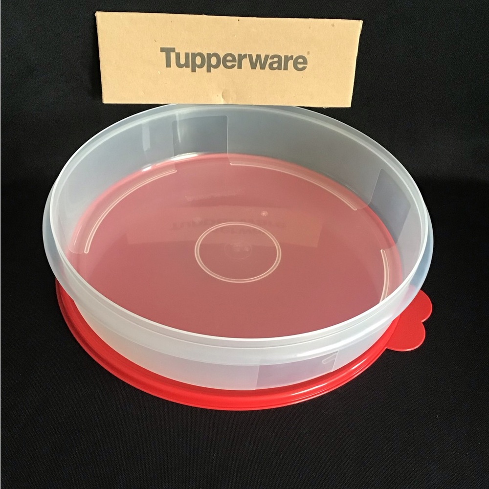 Tupperware Round Container